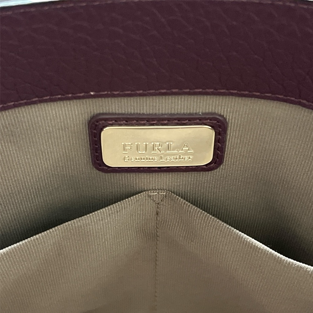 Authentic Furla Amina Small Pebbled Leather Tote – Bordeaux / Burgundy - Picture 9 of 13